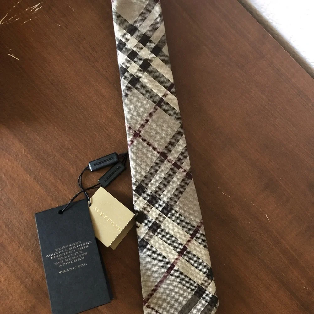 NWT Men’s BURBERRY LONDON Smoked Trench Silk Tie - Picture 8 of 10
